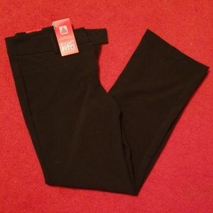Black dress pants (sz 7M) by Studio 1940